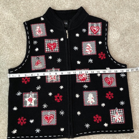 Erika Petite Holiday Sweater Vest Black Knit Zip Up Embroidered Vest Size PL - Picture 9 of 12